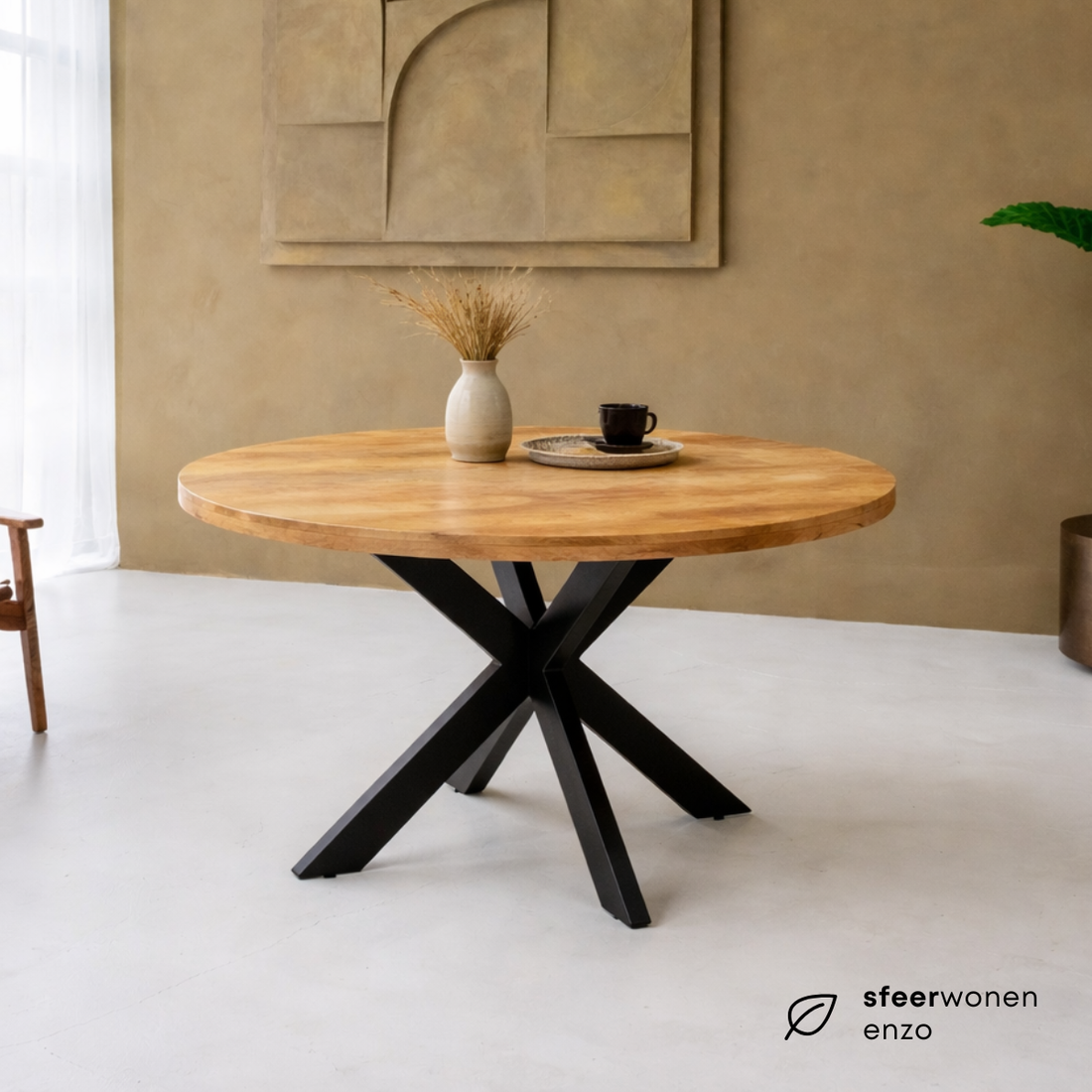 Hoe onderhoud je een mangohouten eettafel?