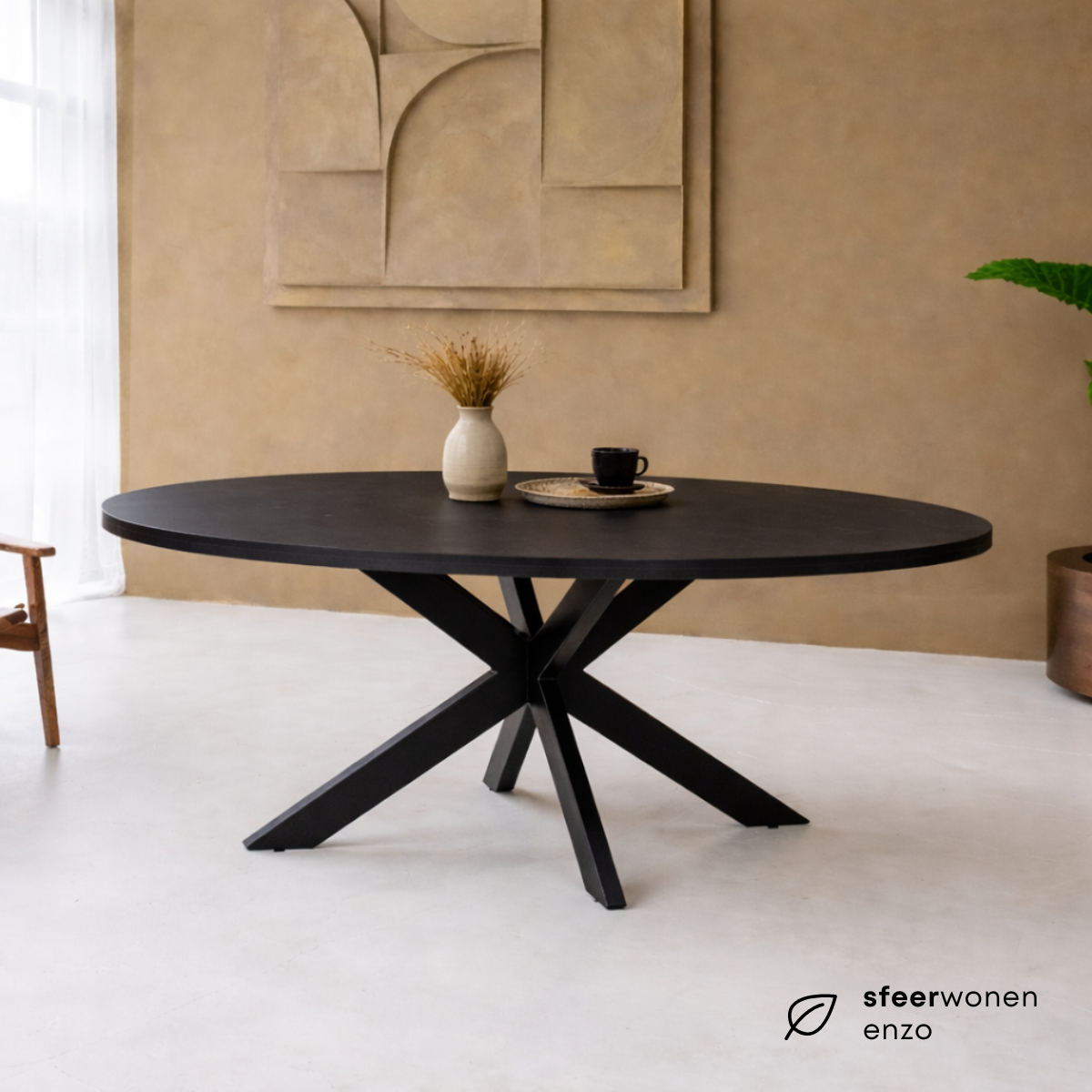 Eettafel Ovaal Milo Mangohout Zwart