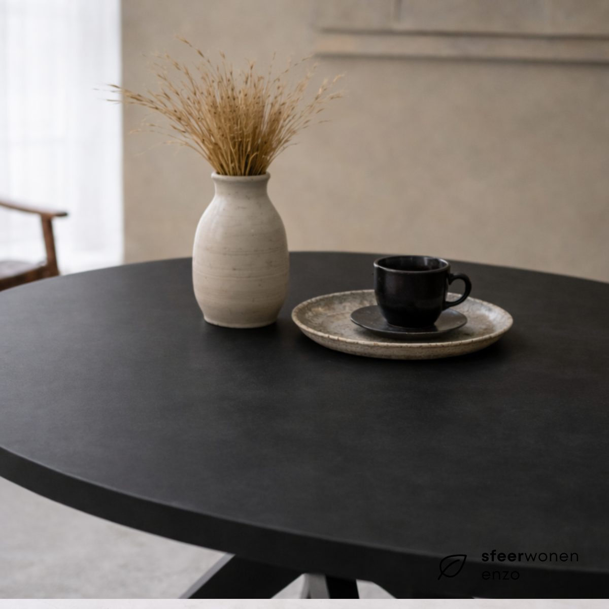 Eettafel Ovaal Milo Mangohout Zwart