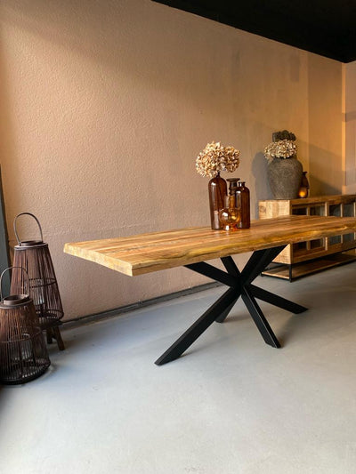 Mango Tafel Met Spinpoot 220x100 cm